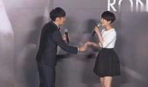 新闻大爆料女孩视频,女孩视频引发热议，真相究竟如何？