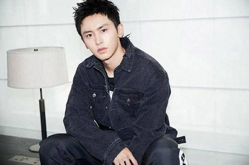 吃瓜娱乐圈男明星是谁,娱乐圈“吃瓜群众”热议的神秘男星